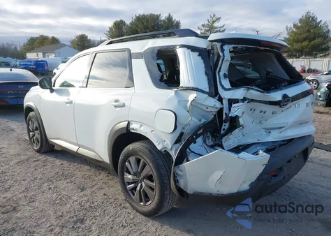 2024 Nissan Pathfinder Sv 4Wd z USA, uszkodzony, nr VIN 5N1DR3BC5RC290517